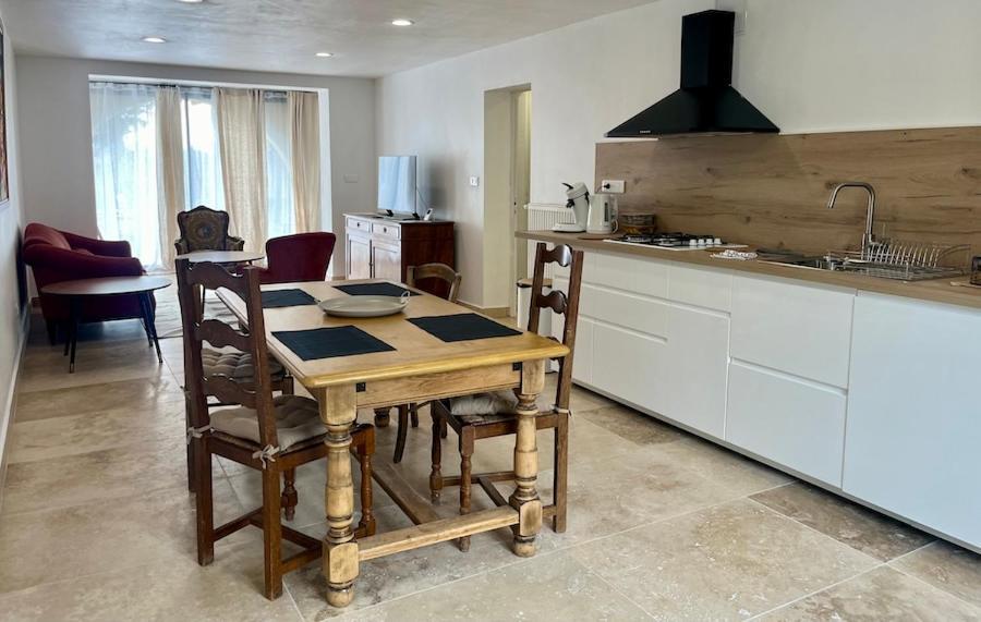 Apartment Symphonie Meuble